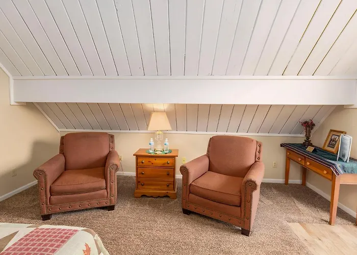 Sweetgrass Inn Bed & Breakfast